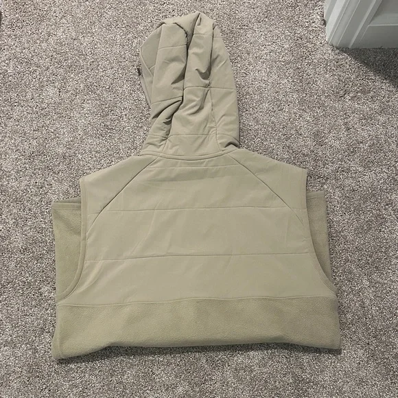 Nike Golf Hooded Vest - Picture 4 of 5